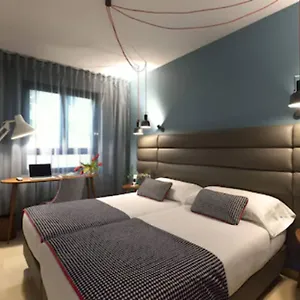 https://pamplona-plaza.sansebastianhotels.net